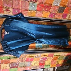 Lines Donatello Green Silky Flirtations Charmeuse Wrap Robe